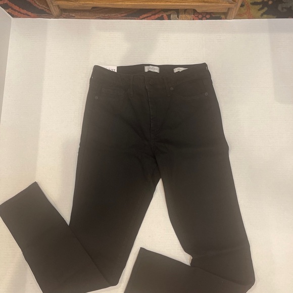 Jessica Simpson Women's High Rise Skinny Jeans, Black 4/27 - Picture 3 of 3